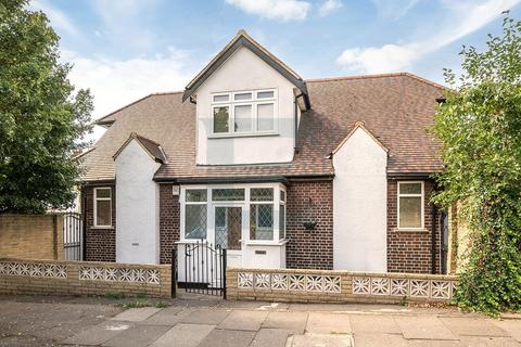 Hale Drive, Mill Hill, London, NW7