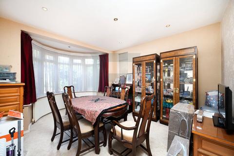 4 bedroom detached house for sale, Hale Drive, Mill Hill, London, NW7