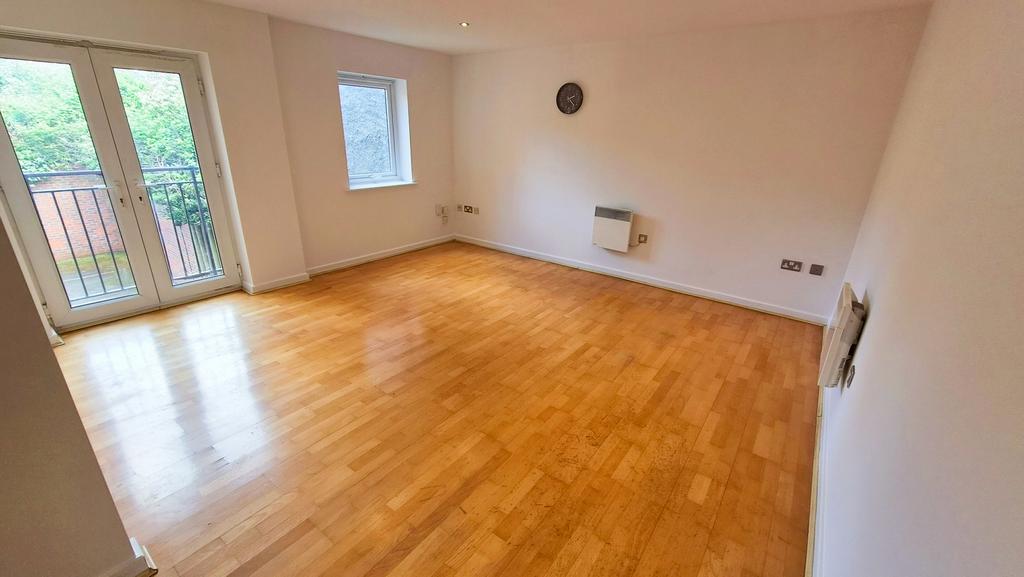 Apartment in Leicester - View 2