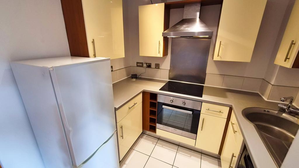 Apartment in Leicester - More