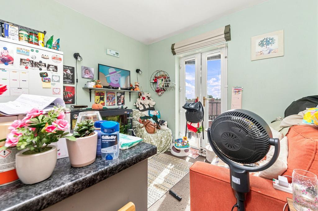 Apartment in Wakefield - View 4
