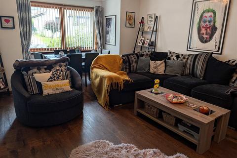 3 bedroom semi-detached house to rent, David Douglas Avenue, Scone