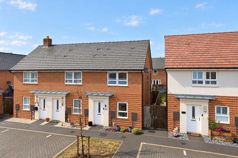 2 bedroom end of terrace house for sale, Broughton, Aylesbury HP22