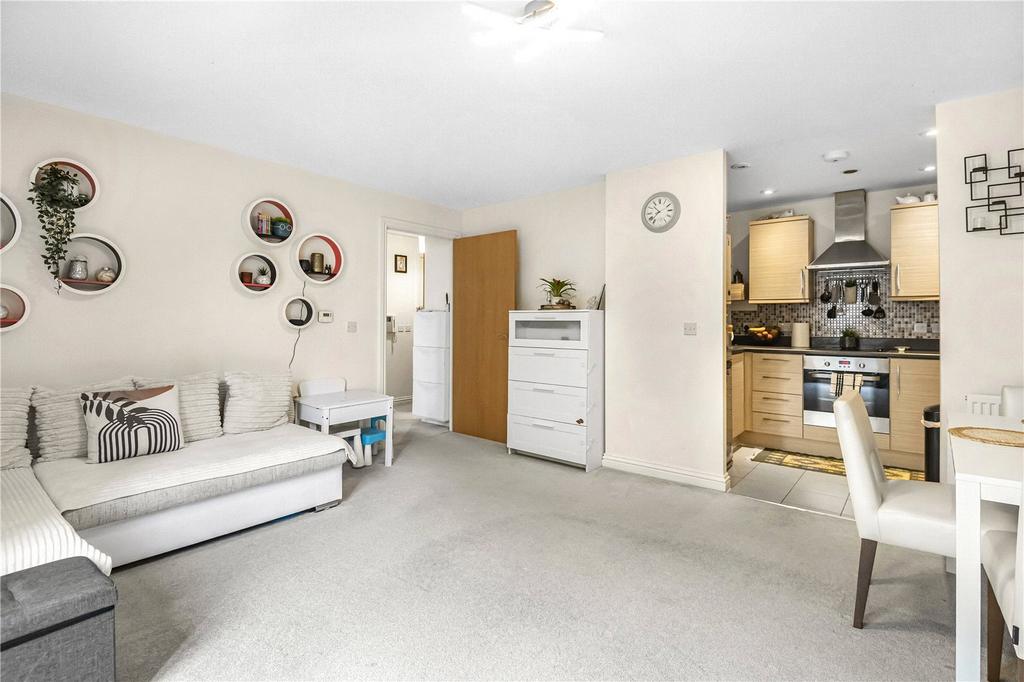 Apartment in London - View 5