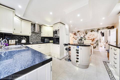 2 bedroom terraced house for sale, Sedgley Avenue, Buersil, Rochdale, Greater Manchester, OL16