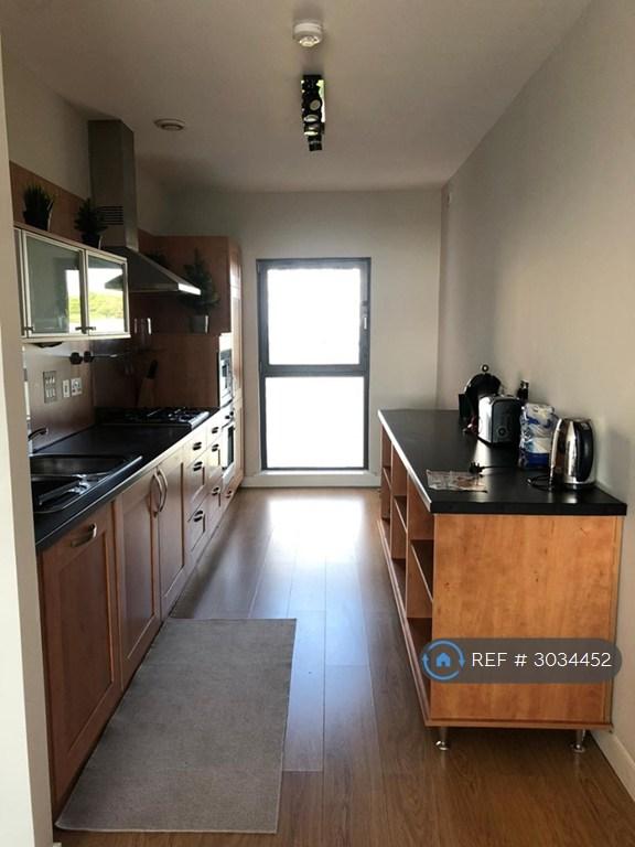 Apartment in Glasgow - View 2