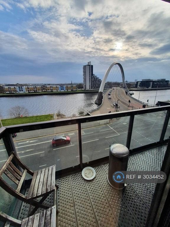 Apartment in Glasgow - More