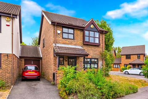 3 bedroom detached house for sale, Kilpatrick Way, Yeading, Hayes