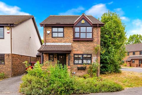 3 bedroom detached house for sale, Kilpatrick Way, Yeading, Hayes