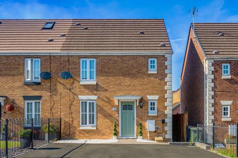 3 bedroom semi-detached house for sale, Roman Gate, Hengoed CF82