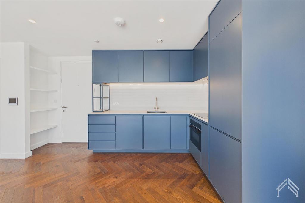Apartment in London - View 4