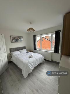 2 bedroom terraced house to rent, Manor Avenue, Leeds, LS6