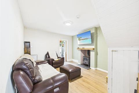 3 bedroom terraced house for sale, Barton Street, North Tawton, Devon