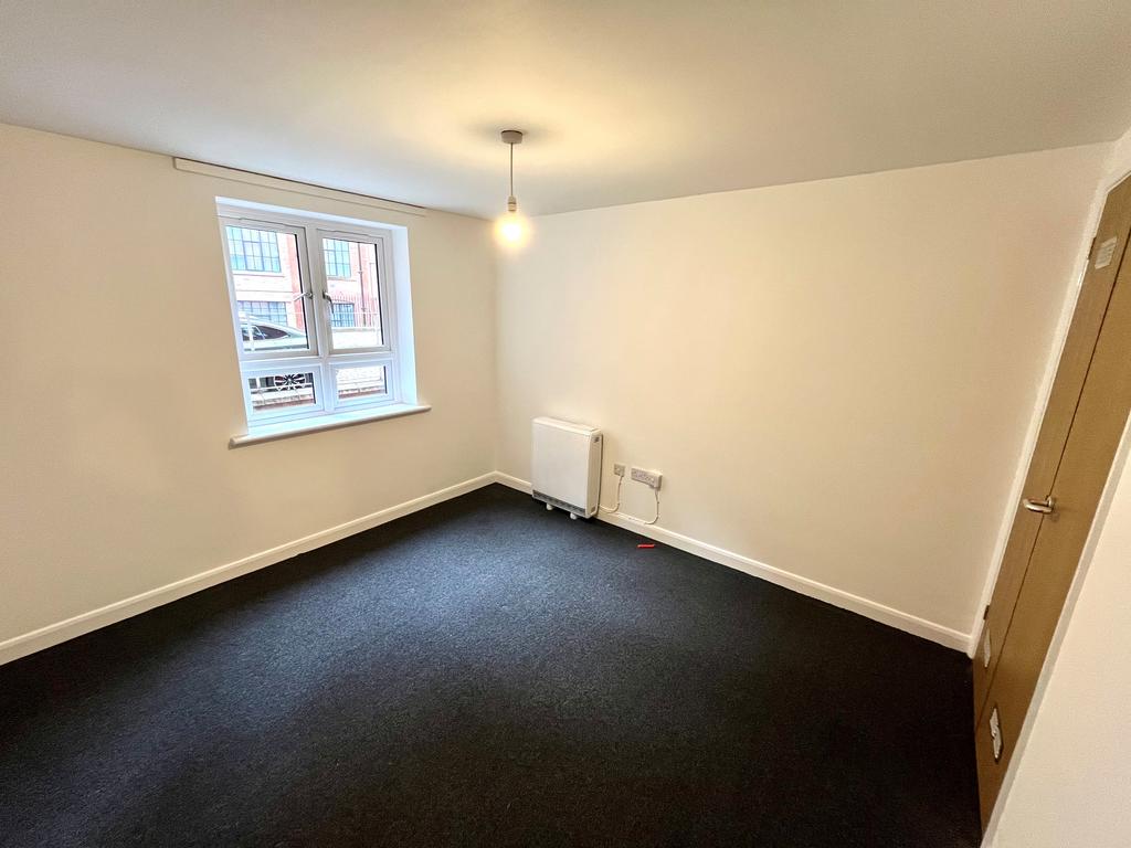 Apartment in Nottingham, Lace Market, St Ann's - View 2