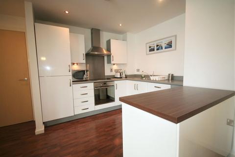 2 bedroom flat to rent, South Quay, Kings Road, Swansea, SA1