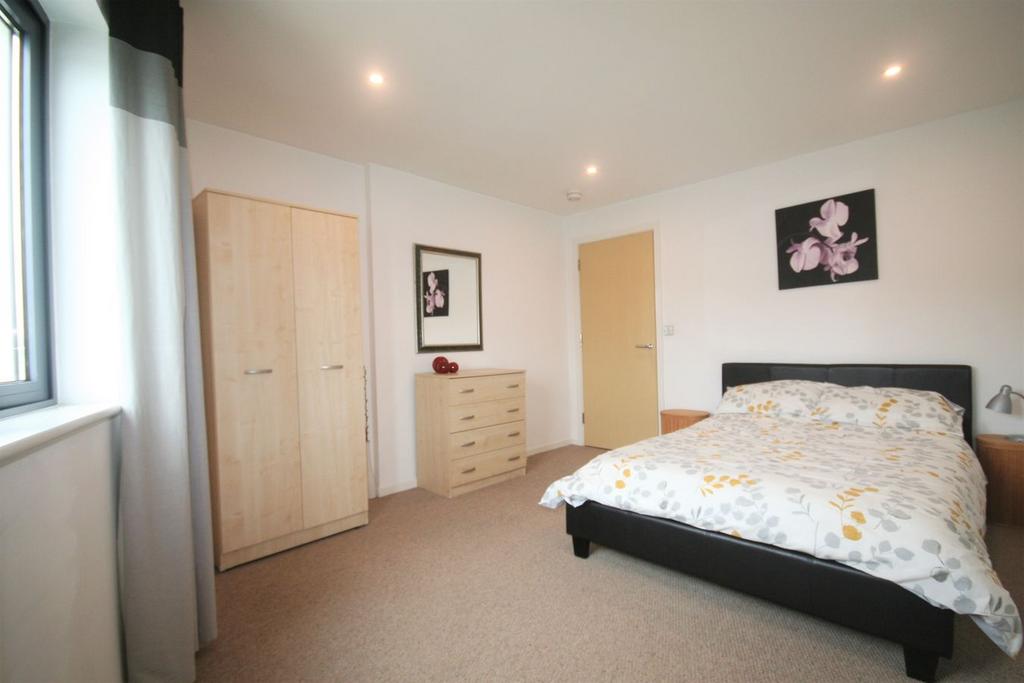 Apartment in Swansea, Waterfront - View 5