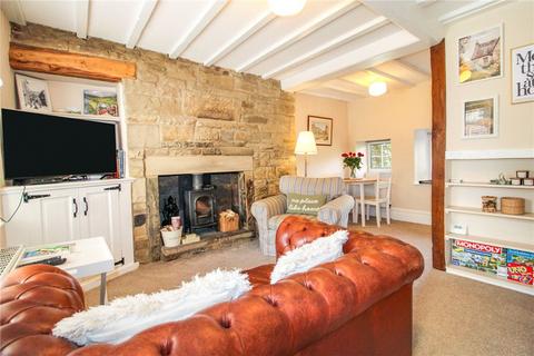 2 bedroom end of terrace house for sale, Church Street, Pateley Bridge, Harrogate, North Yorkshire, HG3