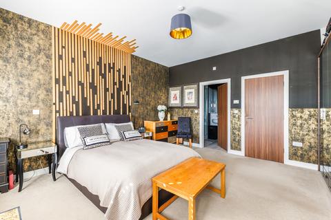 undefined, Parsonage Road, Horsham, RH12