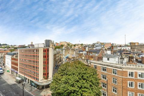 undefined, Baldwin Street, Bristol