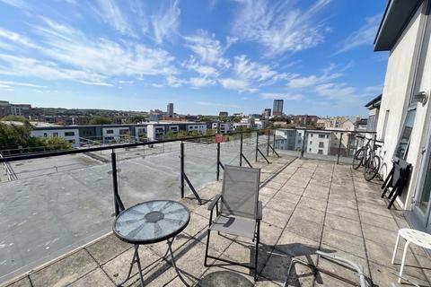 2 bedroom apartment to rent, The Compass, Southampton, SO14