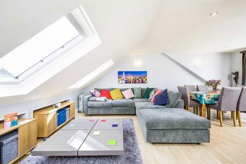 1 bedroom flat for sale, Finchley Road, London NW3