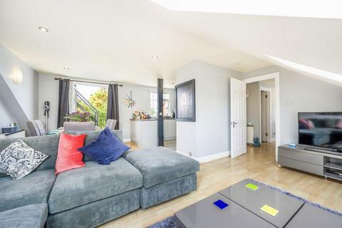 1 bedroom flat for sale, Finchley Road, London NW3