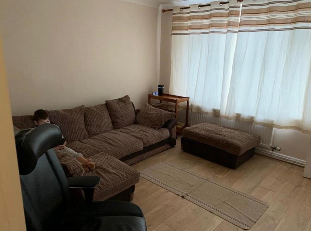 House in Chigwell - More