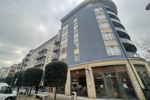 Studio to rent, Heritage Avenue, London NW9