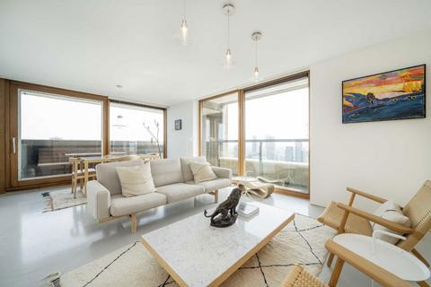 1 bedroom flat for sale, Cromwell Tower, London EC2Y