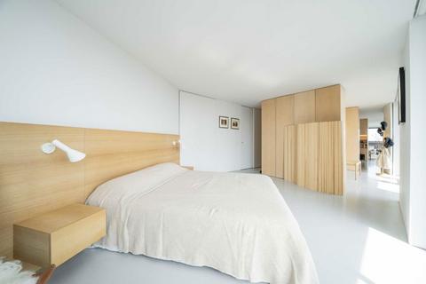 1 bedroom flat for sale, Cromwell Tower, London EC2Y