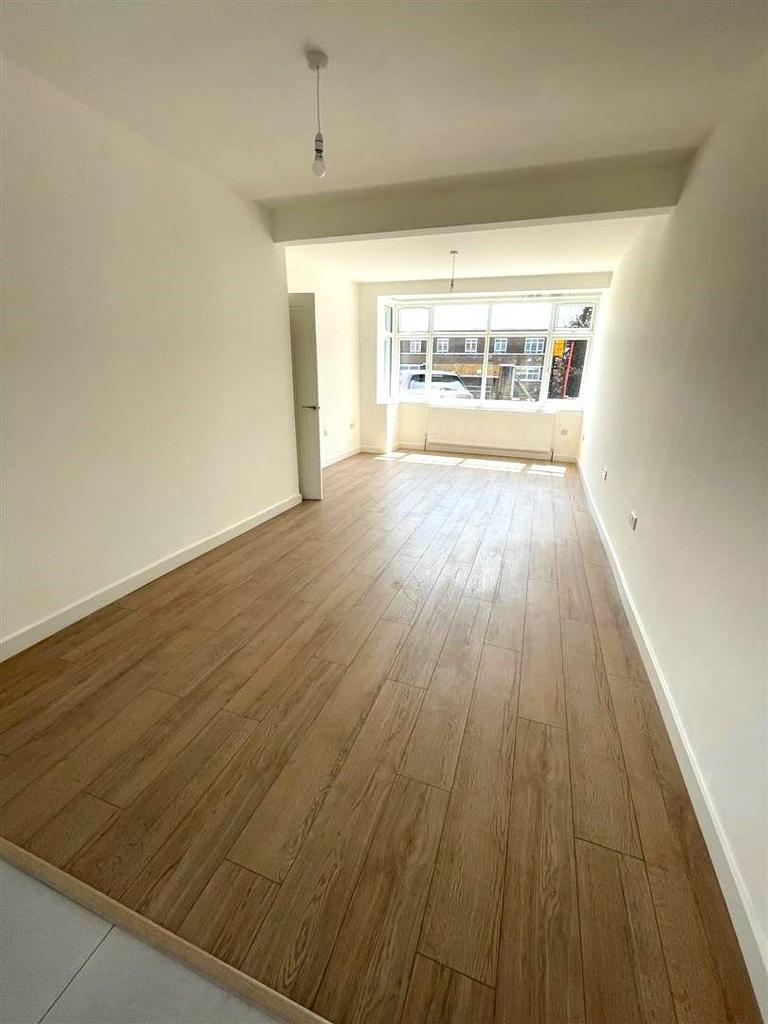 House in Edgware - View 4