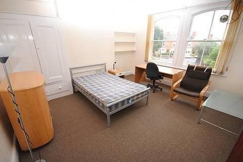 2 bedroom house to rent, Herrick Road, Loughborough LE11