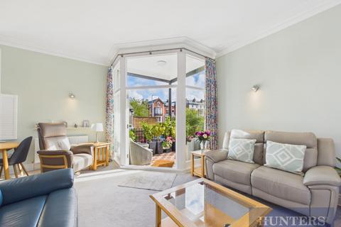2 bedroom apartment for sale, Prince Of Wales Terrace, Scarborough
