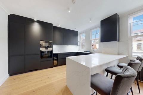 2 bedroom flat for sale, Dennington Park Road, London NW6