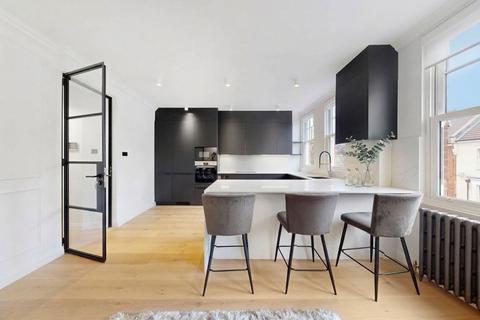 2 bedroom flat for sale, Dennington Park Road, London NW6