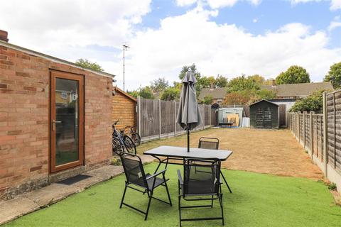 2 bedroom end of terrace house for sale, Barnes Close, Cambridge CB5