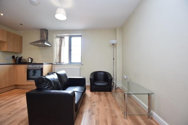 Apartment in Sheffield - View 3