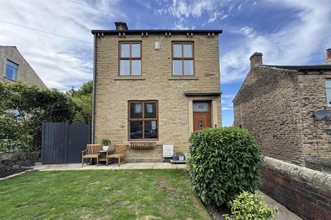 3 bedroom detached house for sale, Station Road, Skelmanthorpe, Huddersfield, HD8 9AU