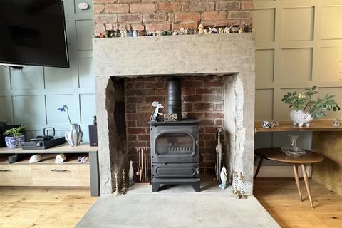 3 bedroom detached house for sale, Station Road, Skelmanthorpe, Huddersfield, HD8 9AU