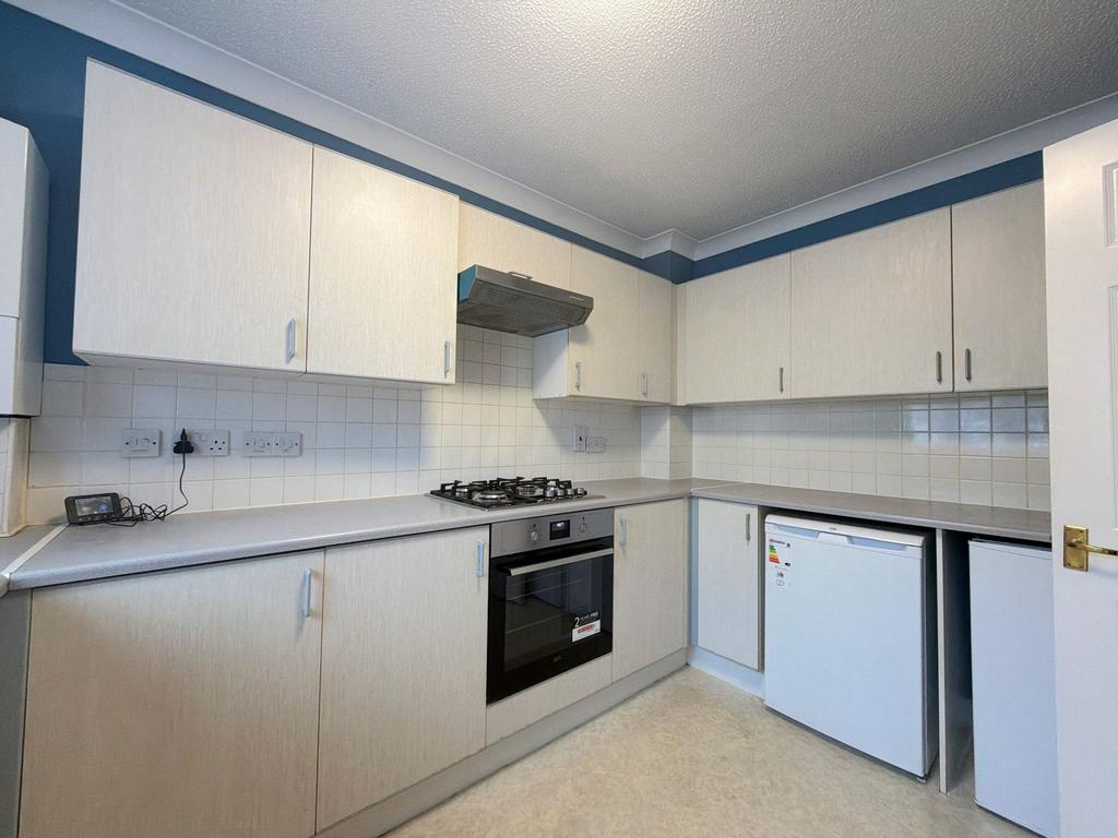 House in Uxbridge - View 3