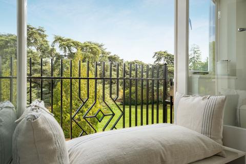 3 bedroom penthouse for sale, Lambton House, Windsor