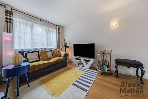 2 bedroom house for sale, Somerford Way, Canada Water, SE16