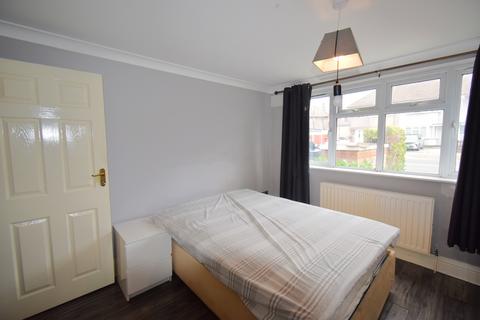 1 bedroom ground floor maisonette to rent, Rayners Lane, Harrow HA2