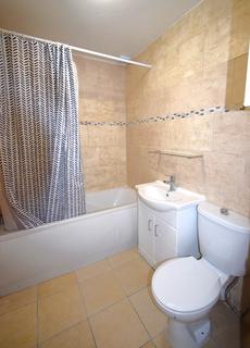 1 bedroom ground floor maisonette to rent, Rayners Lane, Harrow HA2