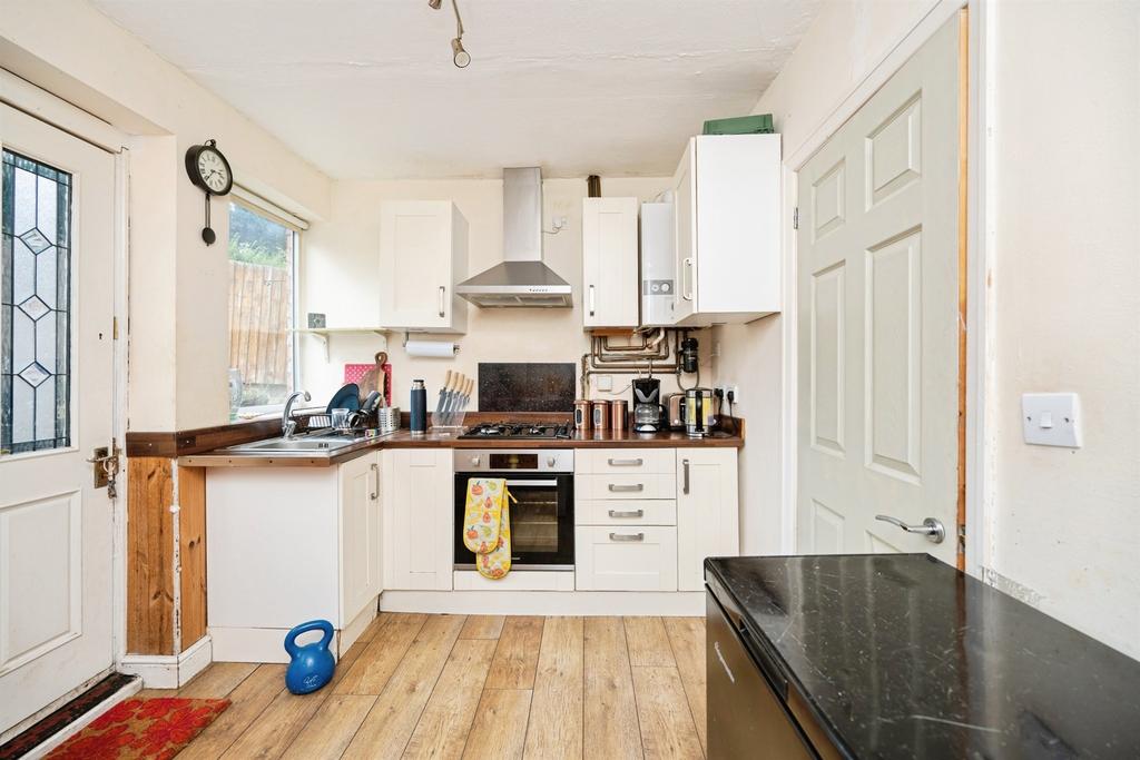 House in Oldbury - View 4