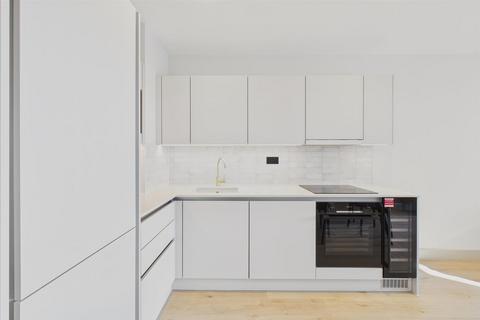 Studio to rent, 38 Aerodrome Road, Colindale | London NW9