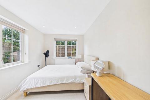 2 bedroom flat to rent, Maiden Vale, 21 Craufurd Rise, Maidenhead, Berkshire, SL6