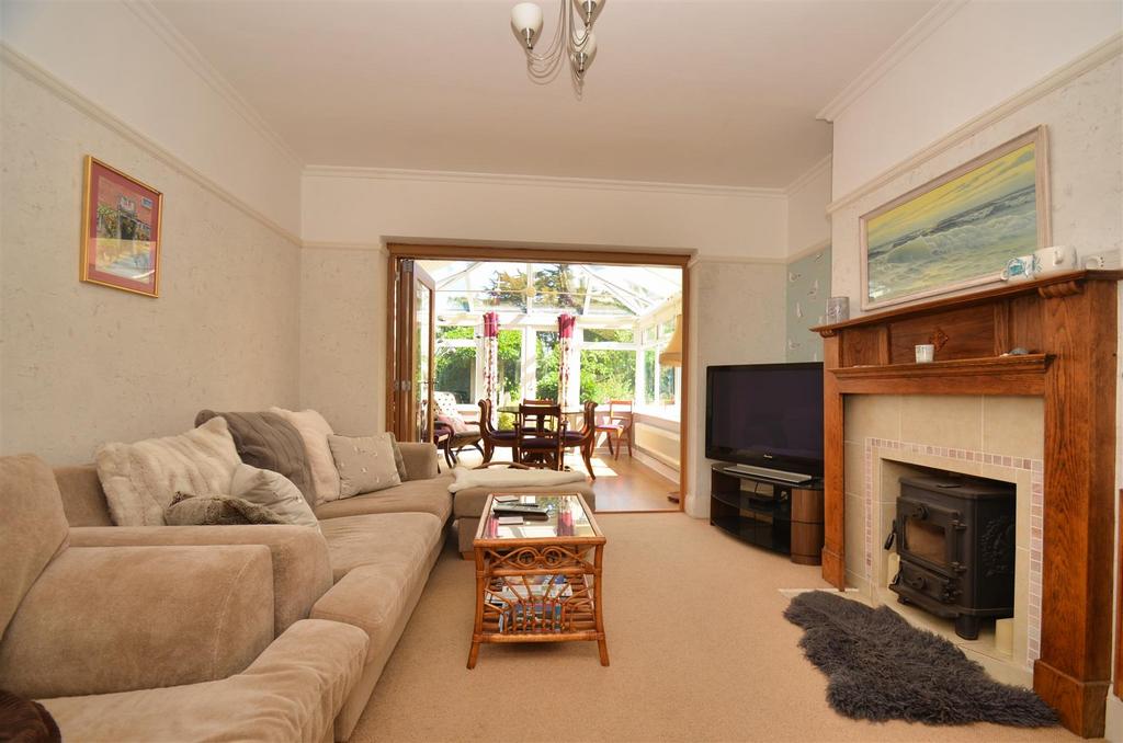 House in Ryde - View 4