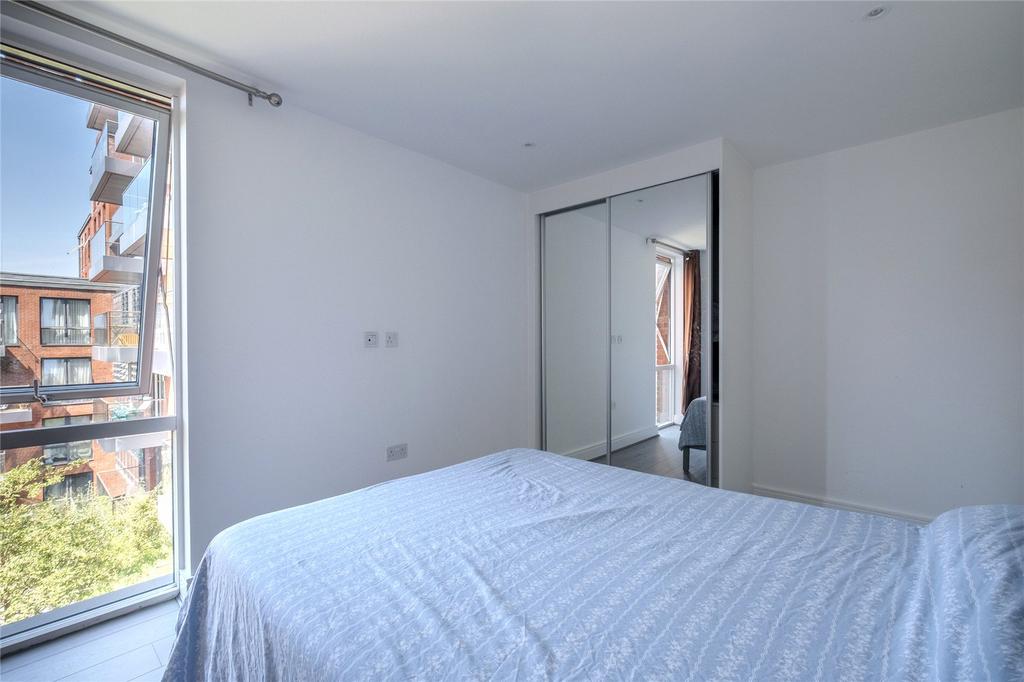 Apartment in London - View 2