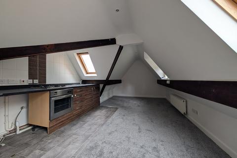 2 bedroom apartment to rent, 14 Avenue Road, Malvern, Worcestershire, WR14 3AR